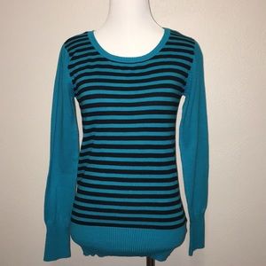 3 for $15- Bongo size M striped sweater